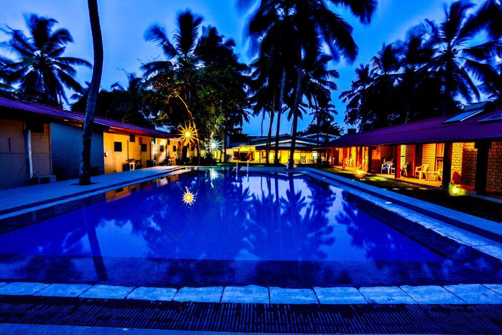 Amagi Beach - Secluded Slice Of Paradise Marawila Exterior photo