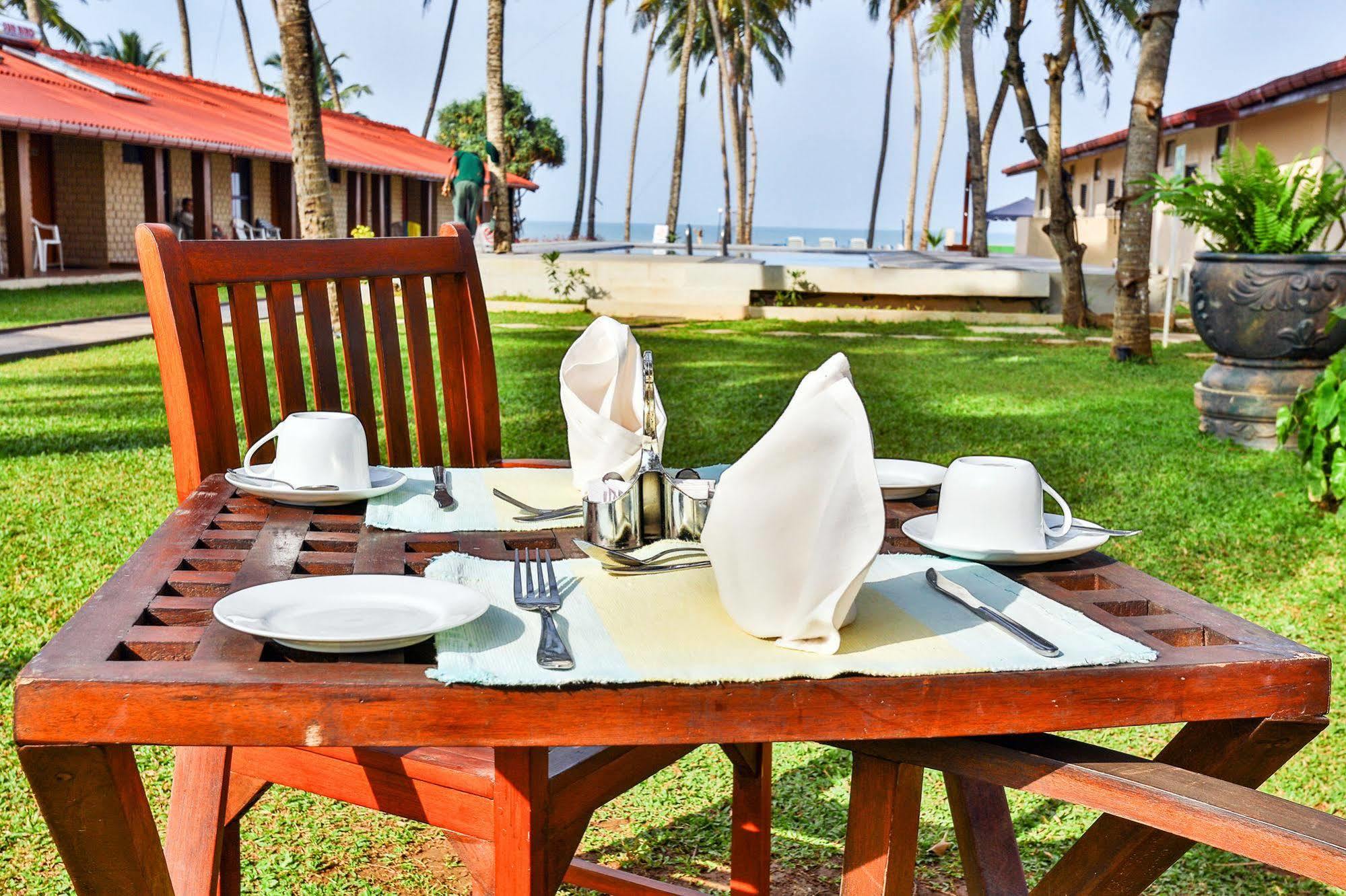 Amagi Beach - Secluded Slice Of Paradise Marawila Exterior photo